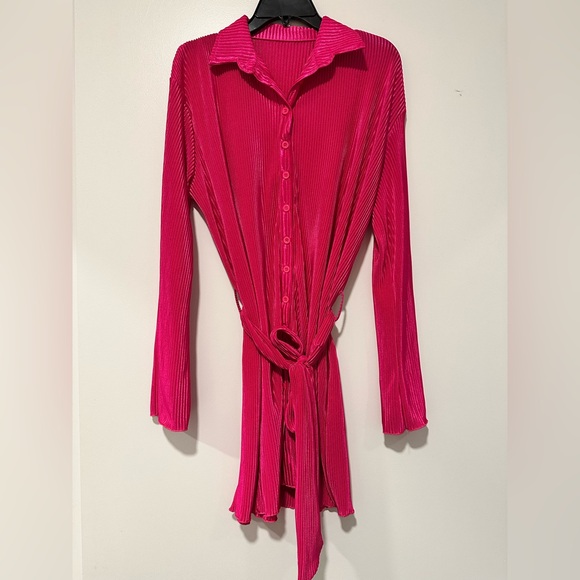 Vibrant Pink V Collar Button-Up Long Sleeve Dress - Picture 2 of 4